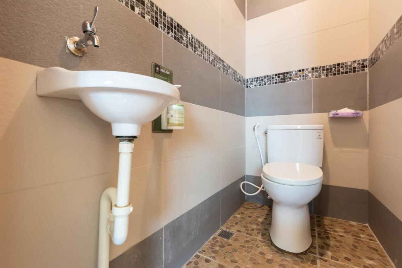 Rococo Homestay Хенгчун Экстерьер фото